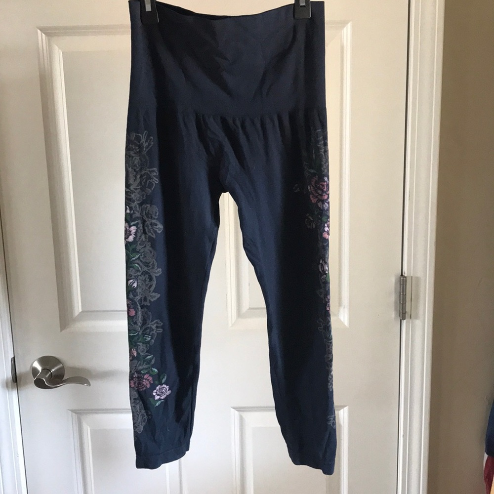 7/8 length boutique store leggings